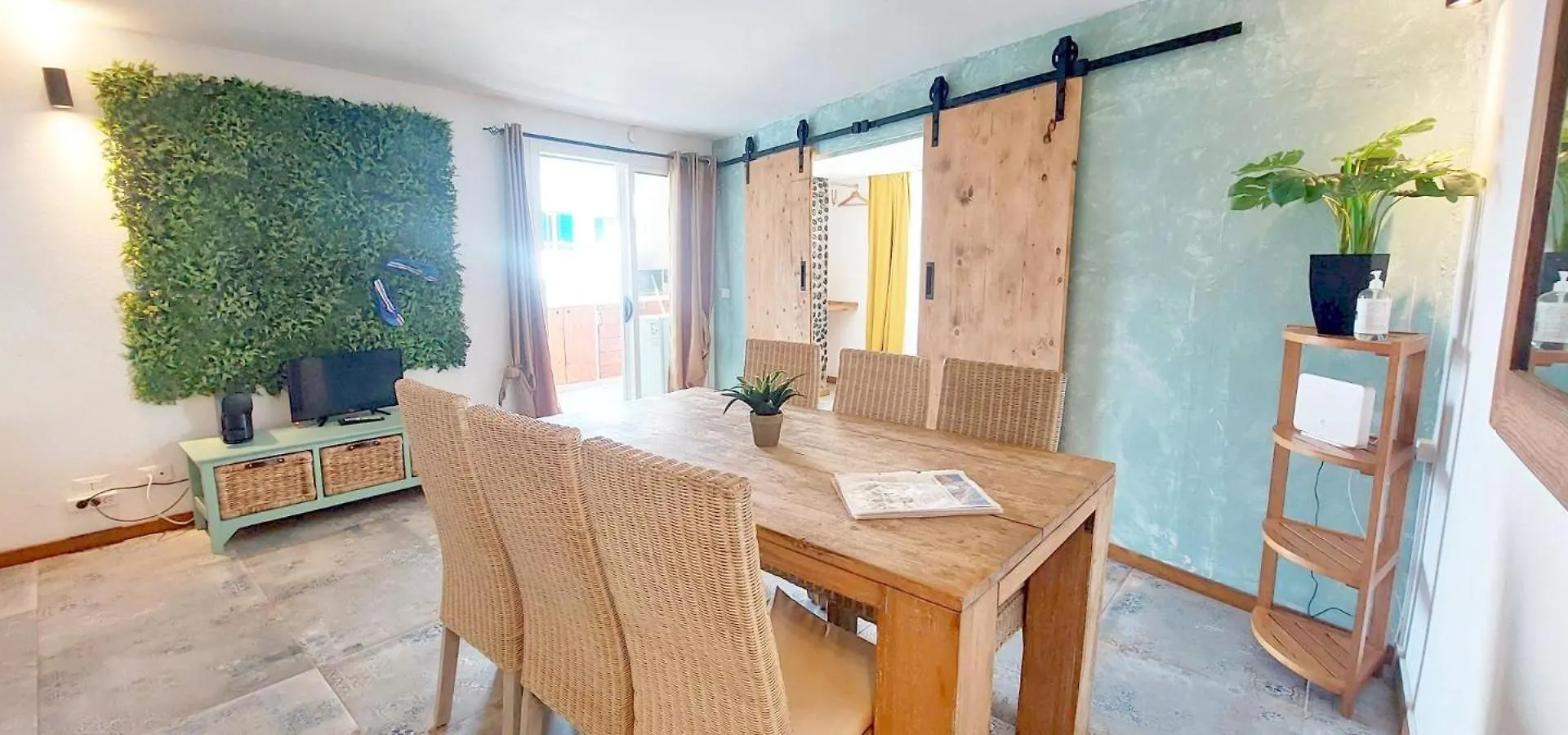 Lägenhet Penthouse With Rooftopbar, Fiber Wifi, Next To The Beach! Santa Maria